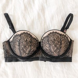 Victoria’s Secret Very Sexy Push-Up Bra
